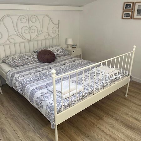Apartment Laguna Винишче Экстерьер фото